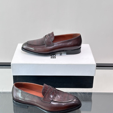 Berluti/布鲁提高端真皮大底正装皮鞋,采用进口牛皮鞋面 柔软有型,手工改色工艺,低调奢华气质,舒适透气版型,小牛皮 Berluti/布鲁提高端真皮大底正装皮鞋,采用进口牛皮鞋面 柔软有型,手工改色工艺,低调奢华气质,舒适透气版型,小牛皮