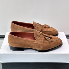 Berluti/布鲁提高端真皮大底正装皮鞋,采用进口牛皮鞋面 柔软有型,手工改色工艺,低调奢华气质,舒适透气版型,小牛皮 Berluti/布鲁提高端真皮大底正装皮鞋,采用进口牛皮鞋面 柔软有型,手工改色工艺,低调奢华气质,舒适透气版型,小牛皮