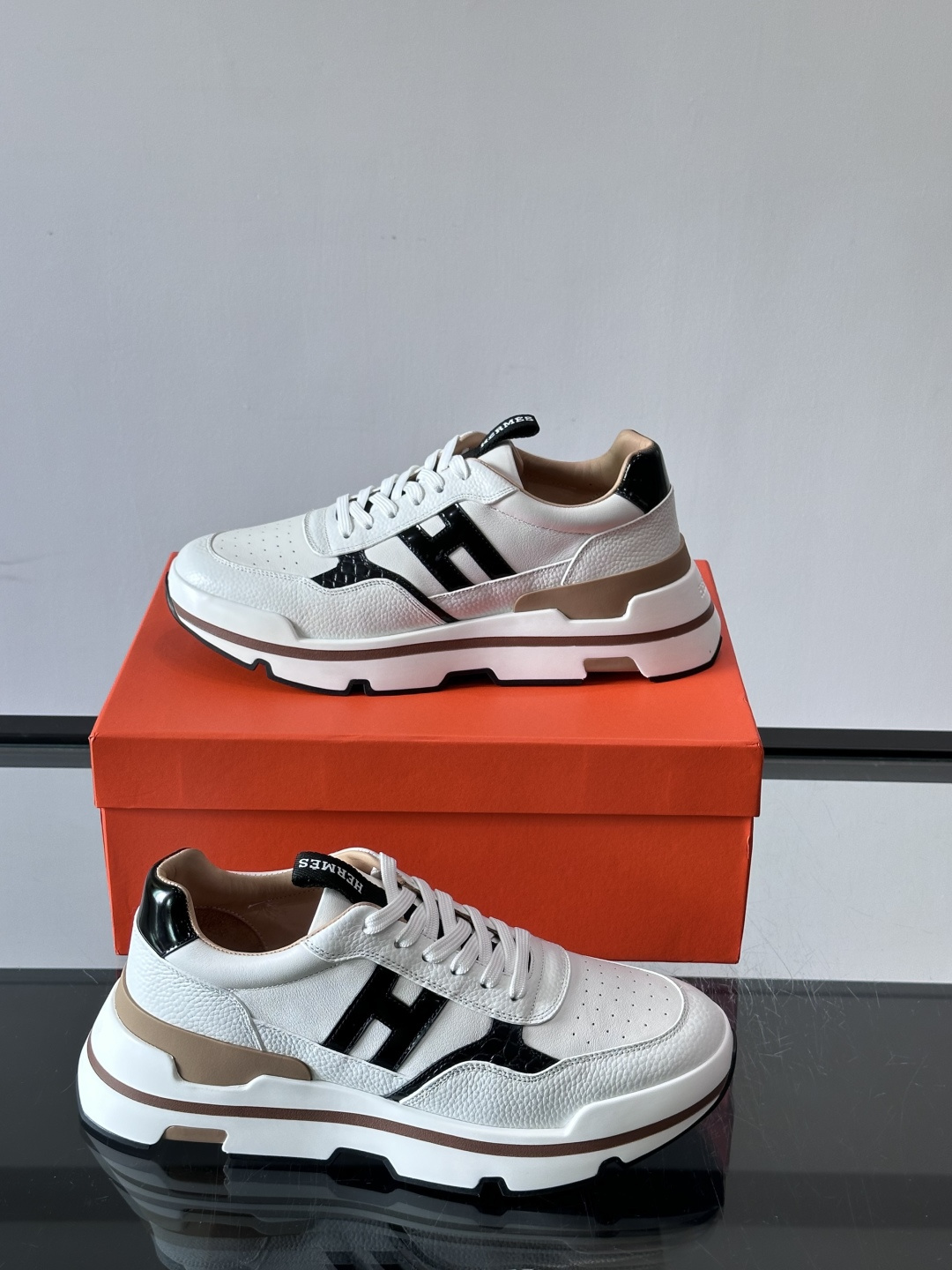 Hermes H Logo Platform Casual Sneakers