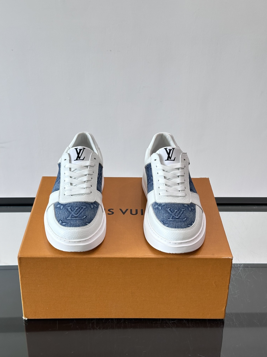 LV Denim Monogram Casual Sneakers