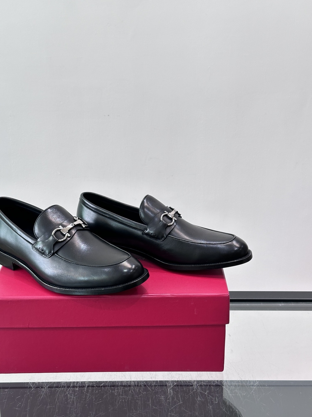 Salvatore Ferragamo Leather Gancini Bit Loafers