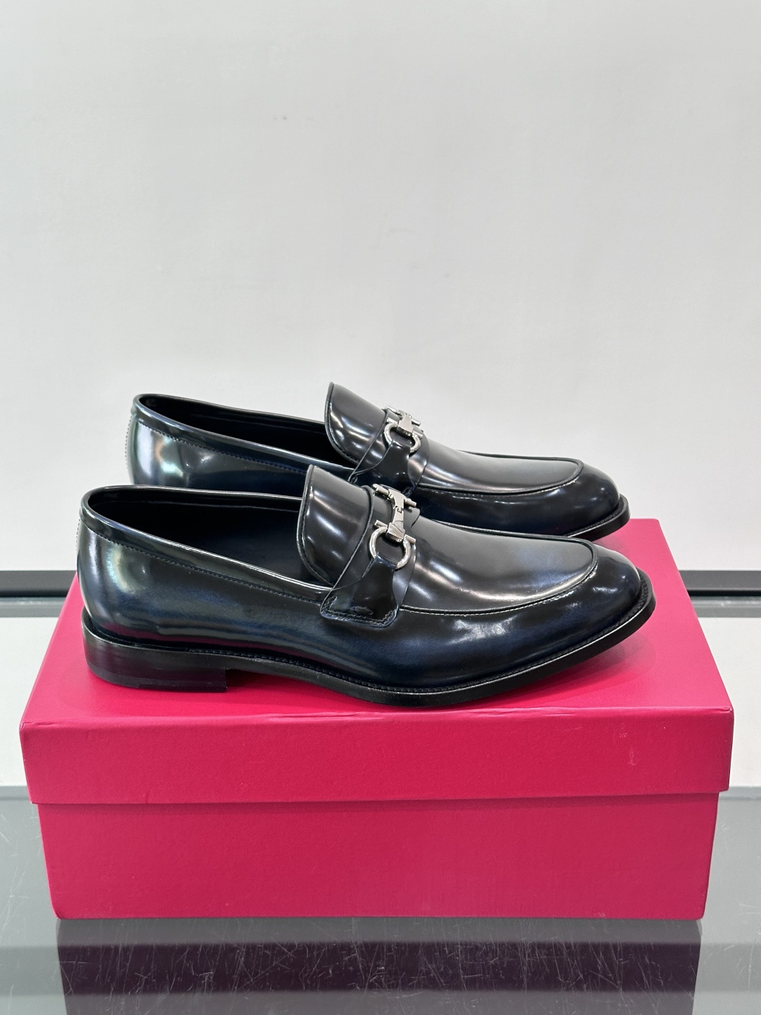 Salvatore Ferragamo Leather Gancini Bit Loafers