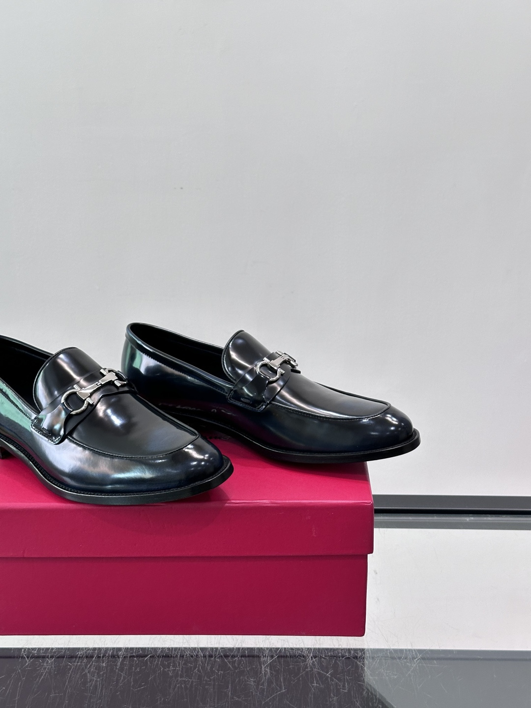 Salvatore Ferragamo Leather Gancini Bit Loafers