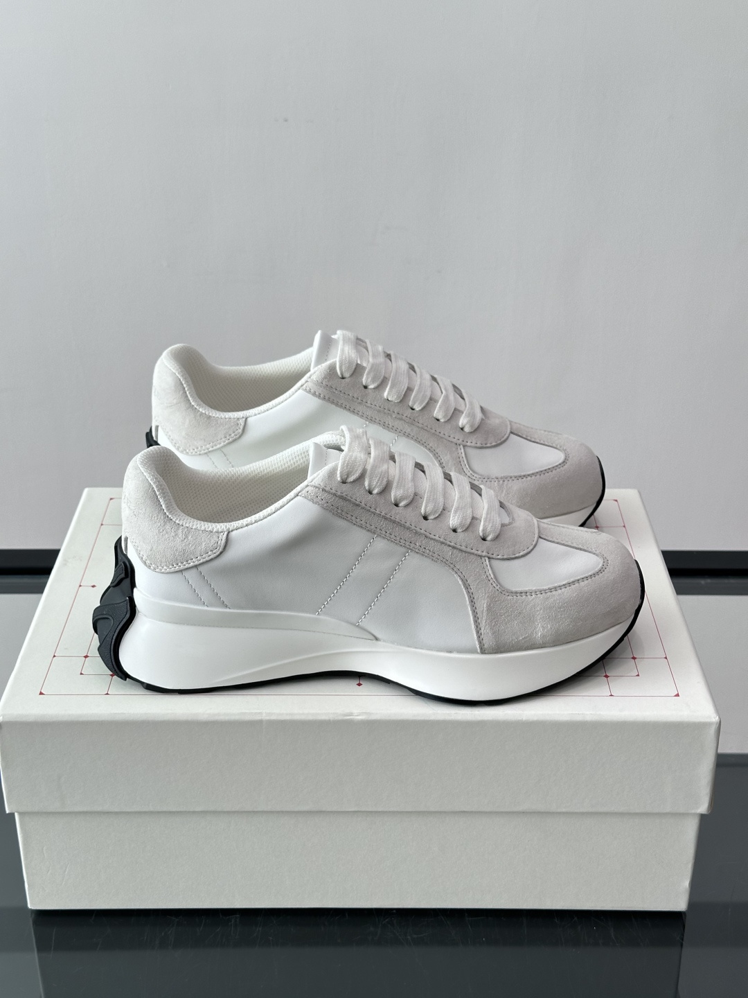 McQueen Sprint Runner Casual Trainers