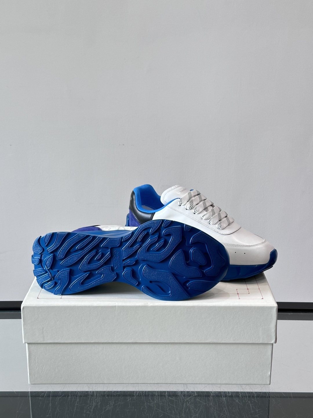 McQueen Sprint Runner Seal Logo Trainers White Blu
