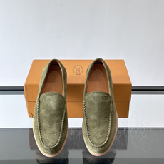 TOD’S/托德斯新款男士乐福休闲鞋,这款鞋选用皮革制成,橡胶大底尽显品牌元素,轻松提升日常造型。原版1:1开发,优雅低 TOD’S/托德斯新款男士乐福休闲鞋,这款鞋选用皮革制成,橡胶大底尽显品牌元素,轻松提升日常造型。原版1:1开发,优雅低