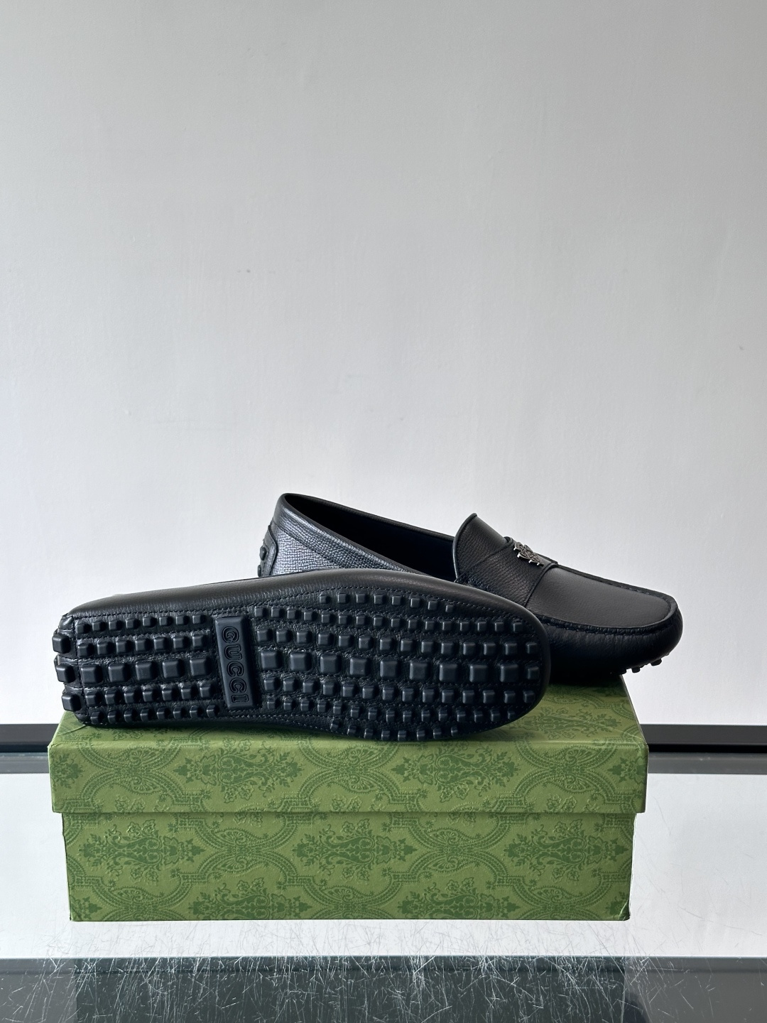 Gucci Leather Driving Loafers