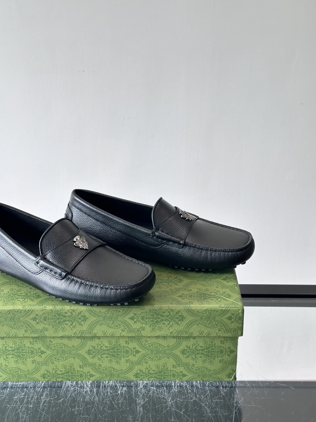 Gucci Leather Driving Loafers
