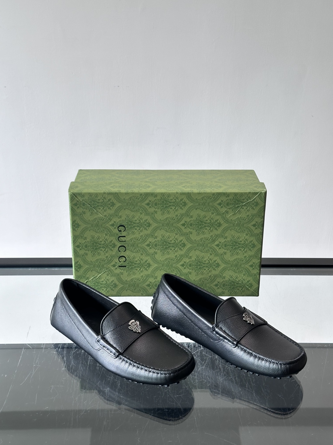 Gucci Leather Driving Loafers