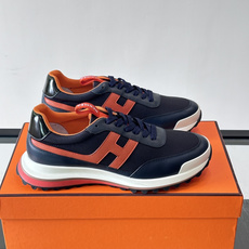 爱马仕厚底运动鞋 👟这款爱马仕厚底运动鞋采用进口头层牛皮+透气网面,质感高级又舒适。鞋头自然色橡胶嵌饰,橡胶鞋底有几 爱马仕厚底运动鞋 👟这款爱马仕厚底运动鞋采用进口头层牛皮+透气网面,质感高级又舒适。鞋头自然色橡胶嵌饰,橡胶鞋底有几