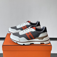 爱马仕厚底运动鞋 👟这款爱马仕厚底运动鞋采用进口头层牛皮+透气网面,质感高级又舒适。鞋头自然色橡胶嵌饰,橡胶鞋底有几 爱马仕厚底运动鞋 👟这款爱马仕厚底运动鞋采用进口头层牛皮+透气网面,质感高级又舒适。鞋头自然色橡胶嵌饰,橡胶鞋底有几