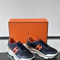 爱马仕厚底运动鞋 👟这款爱马仕厚底运动鞋采用进口头层牛皮+透气网面,质感高级又舒适。鞋头自然色橡胶嵌饰,橡胶鞋底有几 爱马仕厚底运动鞋 👟这款爱马仕厚底运动鞋采用进口头层牛皮+透气网面,质感高级又舒适。鞋头自然色橡胶嵌饰,橡胶鞋底有几