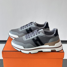 爱马仕厚底运动鞋 👟这款爱马仕厚底运动鞋采用进口头层牛皮+透气网面,质感高级又舒适。鞋头自然色橡胶嵌饰,橡胶鞋底有几 爱马仕厚底运动鞋 👟这款爱马仕厚底运动鞋采用进口头层牛皮+透气网面,质感高级又舒适。鞋头自然色橡胶嵌饰,橡胶鞋底有几