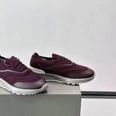Brunello Cucinelli 新款拼色运动板男鞋 此款运动鞋面料采用进口飞织,春夏穿着舒适透气,这个夏天必备单品 Brunello Cucinelli 新款拼色运动板男鞋 此款运动鞋面料采用进口飞织,春夏穿着舒适透气,这个夏天必备单品