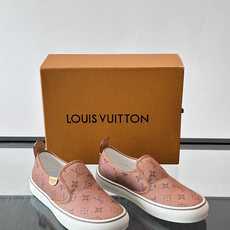 Louis Vuitton Vans 联名一脚蹬帆布鞋,黑白灰 Monogram 帆布鞋面,白色 Monogra Louis Vuitton Vans 联名一脚蹬帆布鞋,黑白灰 Monogram 帆布鞋面,白色 Monogra