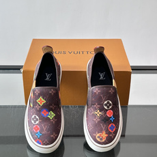 Louis Vuitton Vans 联名一脚蹬帆布鞋,黑白灰 Monogram 帆布鞋面,白色 Monogra Louis Vuitton Vans 联名一脚蹬帆布鞋,黑白灰 Monogram 帆布鞋面,白色 Monogra