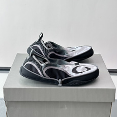 Balenciaga POCKET GRADIENT男士运动鞋 Pocket渐变黑色和白色聚酯纤维和聚氨酯运动鞋 聚酯纤 Balenciaga POCKET GRADIENT男士运动鞋 Pocket渐变黑色和白色聚酯纤维和聚氨酯运动鞋 聚酯纤