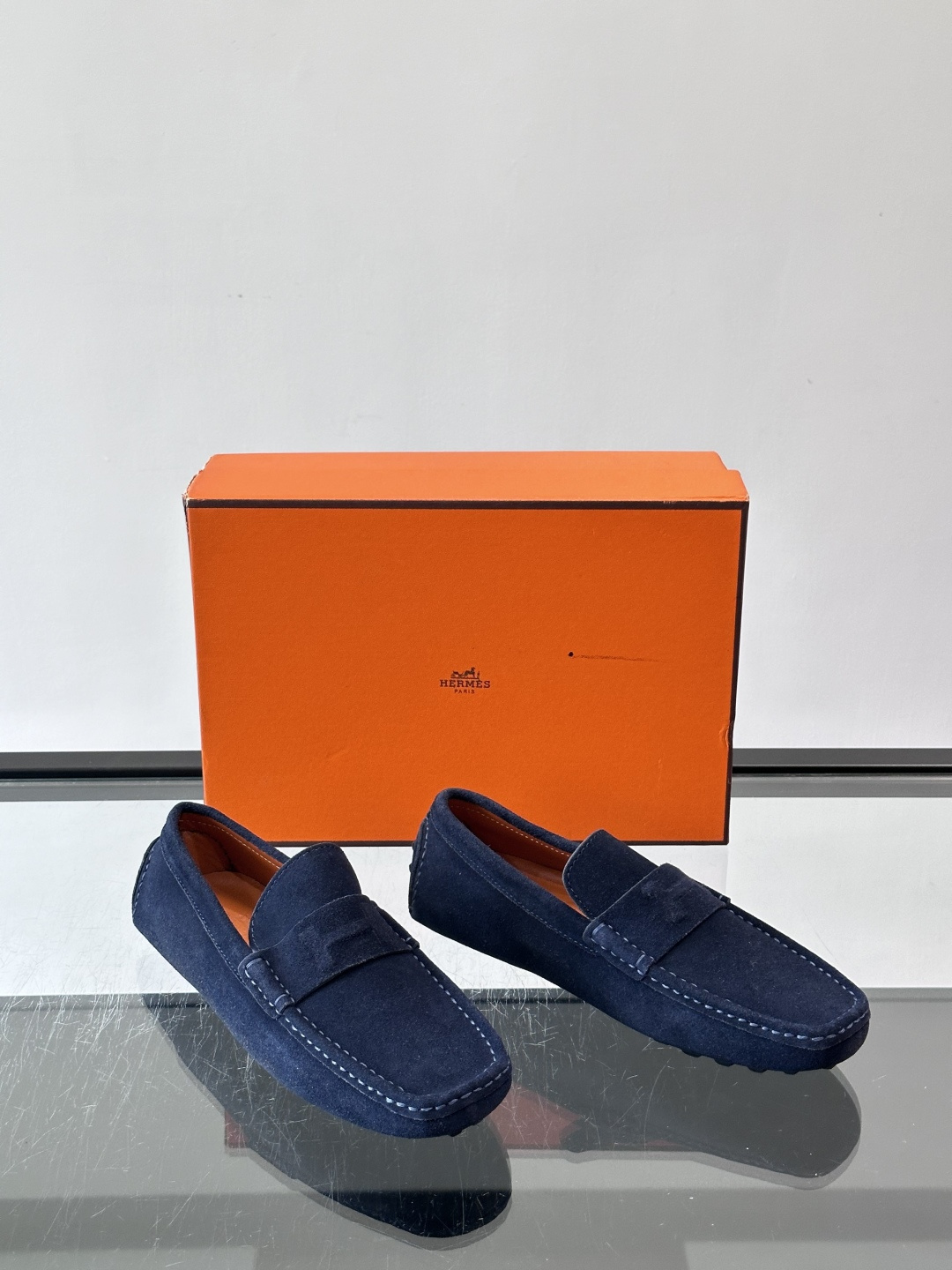 Hermè*高端精品驾车鞋豆豆鞋👟，男士低帮休闲皮鞋，牛皮材质 轻盈透气 柔软舒适，尽显品牌格调 轻质橡胶鞋底，真皮内里