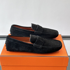 Hermè*高端精品驾车鞋豆豆鞋👟,男士低帮休闲皮鞋,牛皮材质 轻盈透气 柔软舒适,尽显品牌格调 轻质橡胶鞋底,真皮内里 Hermè*高端精品驾车鞋豆豆鞋👟,男士低帮休闲皮鞋,牛皮材质 轻盈透气 柔软舒适,尽显品牌格调 轻质橡胶鞋底,真皮内里