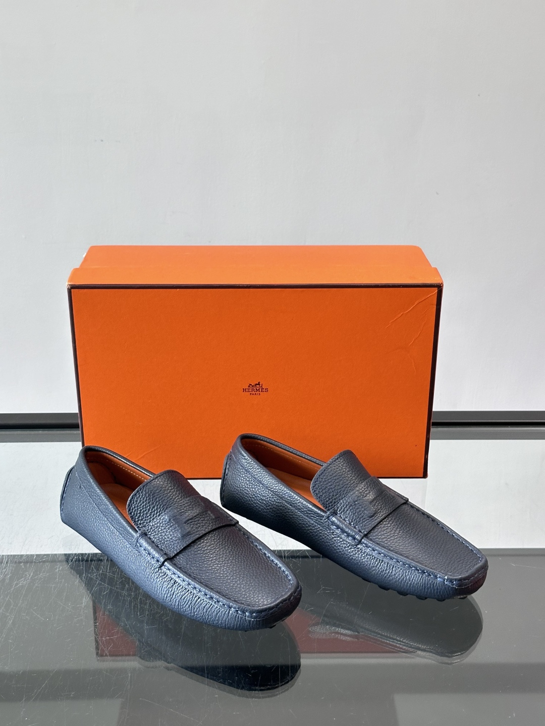 Hermè*高端精品驾车鞋豆豆鞋👟，男士低帮休闲皮鞋，牛皮材质 轻盈透气 柔软舒适，尽显品牌格调 轻质橡胶鞋底，真皮内里