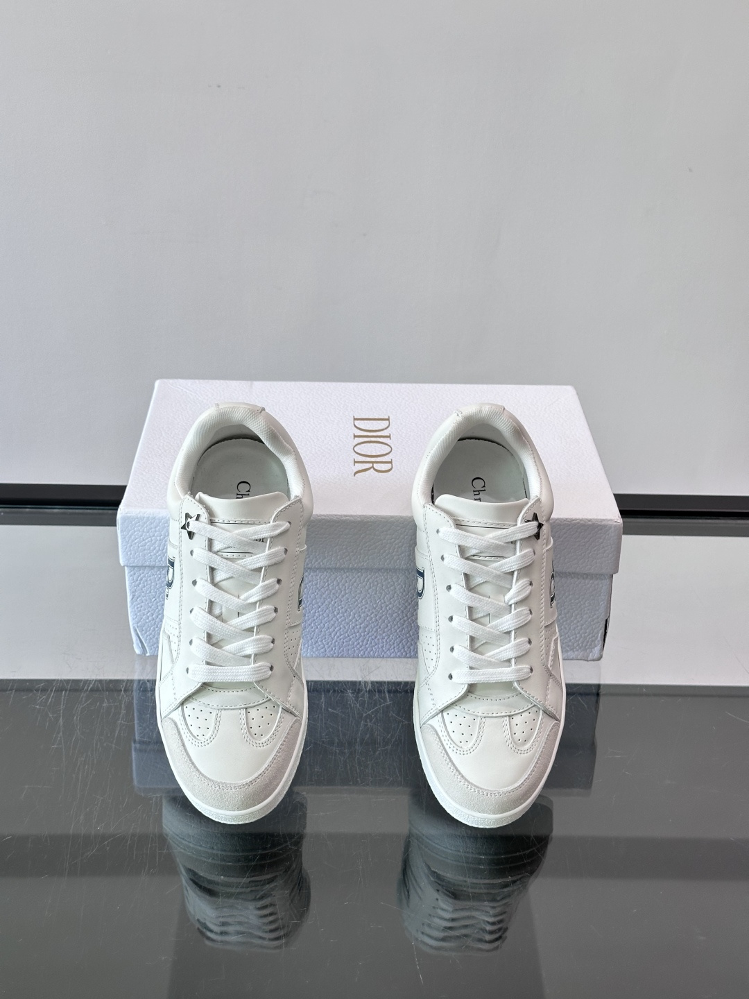 Dior 迪奥 26ss春夏系列厚底休闲鞋 小白鞋                                   