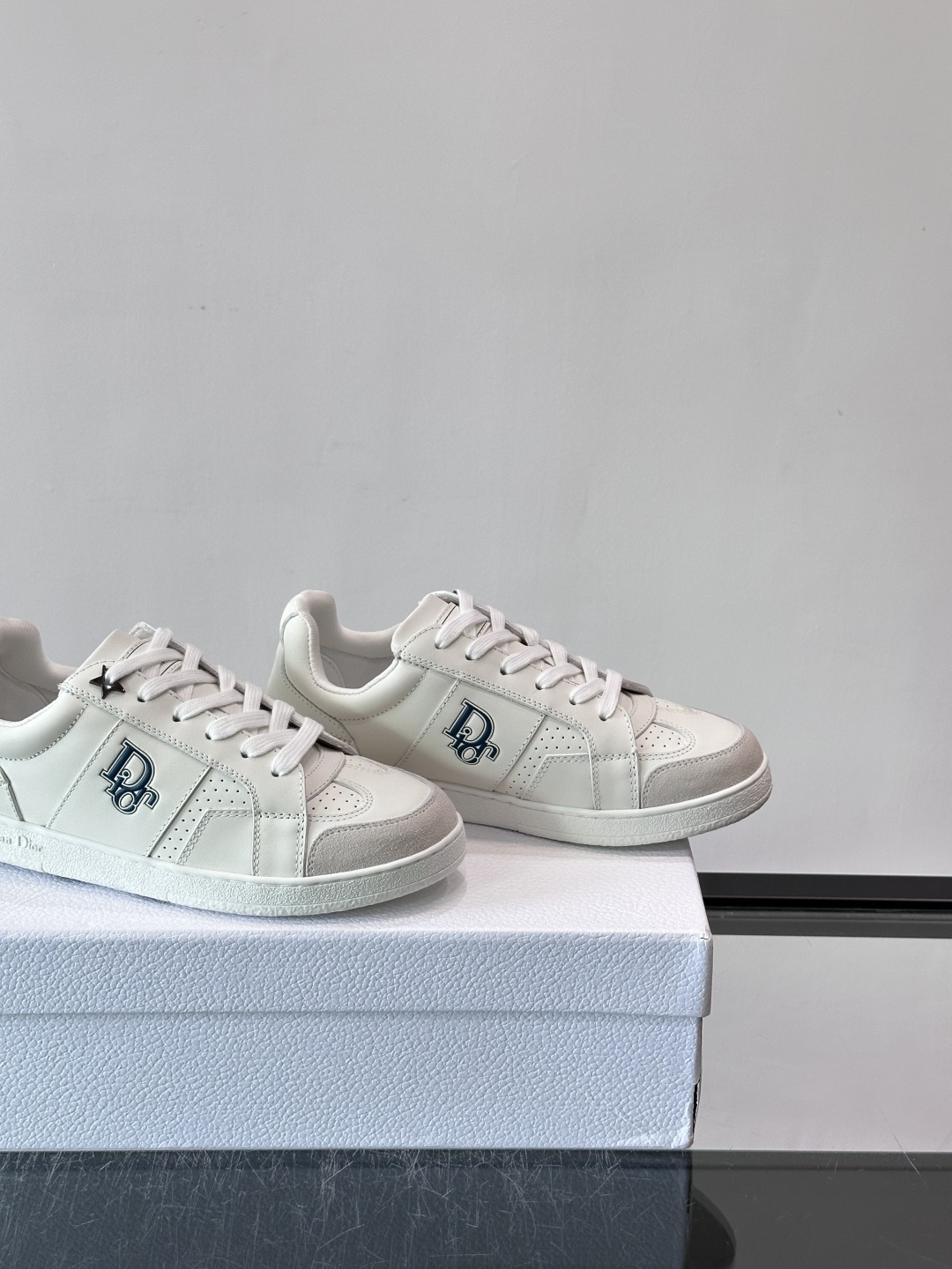 Dior 迪奥 26ss春夏系列厚底休闲鞋 小白鞋                                   