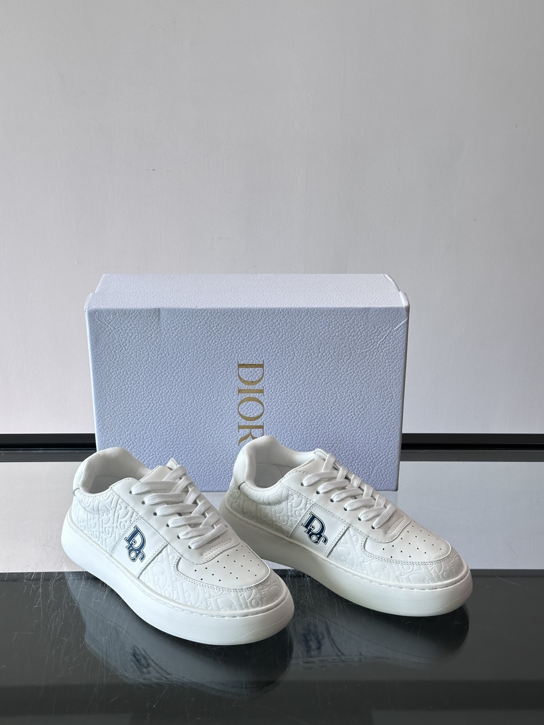 Dior 迪奥 26ss春夏系列厚底休闲鞋 小白鞋                                   