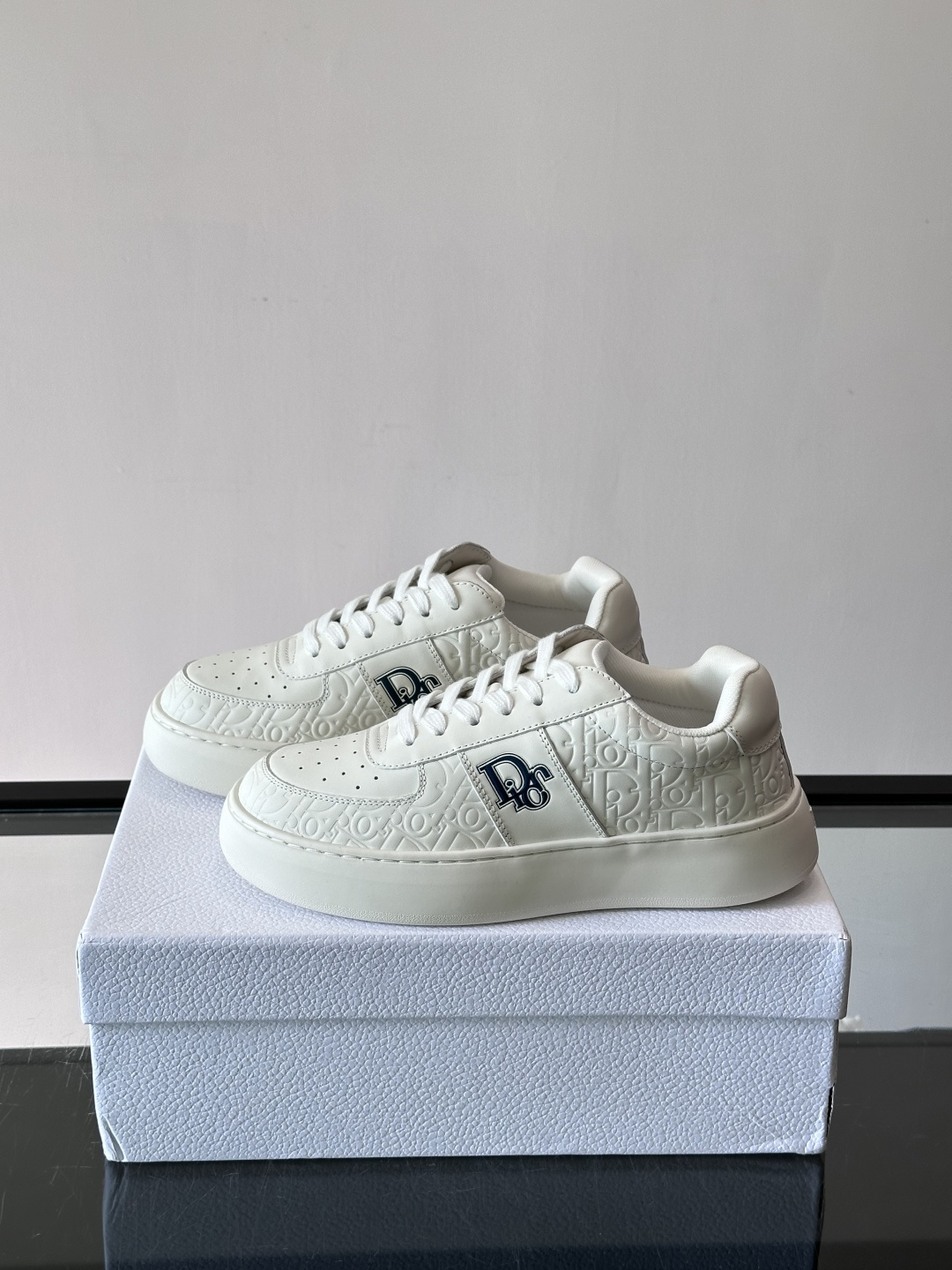 Dior 迪奥 26ss春夏系列厚底休闲鞋 小白鞋                                   