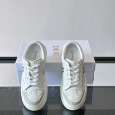 Dior 迪奥 26ss春夏系列厚底休闲半拖 小白鞋 Dior 迪奥 26ss春夏系列厚底休闲半拖 小白鞋
