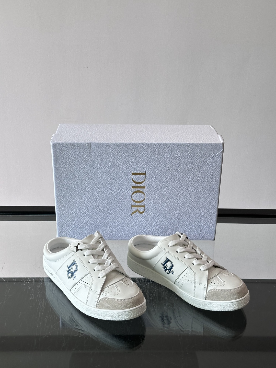 Dior 迪奥 26ss春夏系列厚底休闲半拖 小白鞋                                  