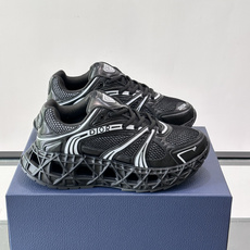 Dior 迪奥 👟B35最新款老爹运动鞋 老爹鞋 以时髦复古风格丰富经典系列。精心制作,可全年与休闲造型搭 顺应复古市场 Dior 迪奥 👟B35最新款老爹运动鞋 老爹鞋 以时髦复古风格丰富经典系列。精心制作,可全年与休闲造型搭 顺应复古市场
