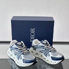 Dior 迪奥 👟B35最新款老爹运动鞋 老爹鞋 以时髦复古风格丰富经典系列。精心制作,可全年与休闲造型搭 顺应复古市场 Dior 迪奥 👟B35最新款老爹运动鞋 老爹鞋 以时髦复古风格丰富经典系列。精心制作,可全年与休闲造型搭 顺应复古市场