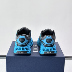 Dior 迪奥 👟B35最新款老爹运动鞋 老爹鞋 以时髦复古风格丰富经典系列。精心制作,可全年与休闲造型搭 顺应复古市场 Dior 迪奥 👟B35最新款老爹运动鞋 老爹鞋 以时髦复古风格丰富经典系列。精心制作,可全年与休闲造型搭 顺应复古市场