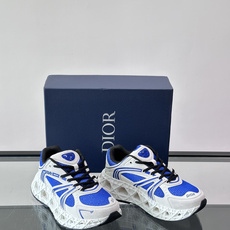 Dior 迪奥 👟B35最新款老爹运动鞋 老爹鞋 以时髦复古风格丰富经典系列。精心制作,可全年与休闲造型搭 顺应复古市场 Dior 迪奥 👟B35最新款老爹运动鞋 老爹鞋 以时髦复古风格丰富经典系列。精心制作,可全年与休闲造型搭 顺应复古市场