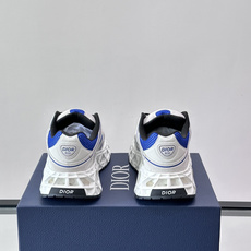 Dior 迪奥 👟B35最新款老爹运动鞋 老爹鞋 以时髦复古风格丰富经典系列。精心制作,可全年与休闲造型搭 顺应复古市场 Dior 迪奥 👟B35最新款老爹运动鞋 老爹鞋 以时髦复古风格丰富经典系列。精心制作,可全年与休闲造型搭 顺应复古市场
