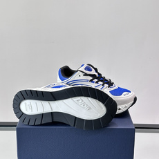 Dior 迪奥 👟B35最新款老爹运动鞋 老爹鞋 以时髦复古风格丰富经典系列。精心制作,可全年与休闲造型搭 顺应复古市场 Dior 迪奥 👟B35最新款老爹运动鞋 老爹鞋 以时髦复古风格丰富经典系列。精心制作,可全年与休闲造型搭 顺应复古市场