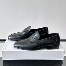 Berluti/布鲁提高端真皮大底正装皮鞋,采用进口牛皮鞋面 柔软有型,手工改色工艺,低调奢华气质,舒适透气版型,小牛皮 Berluti/布鲁提高端真皮大底正装皮鞋,采用进口牛皮鞋面 柔软有型,手工改色工艺,低调奢华气质,舒适透气版型,小牛皮