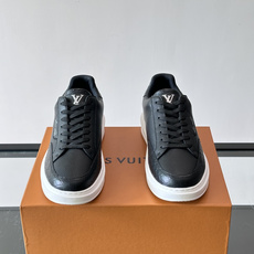 LV🌸BEVERLY HILLS 运动鞋本款 Beverly Hills 运动鞋为绒面牛皮革压印迷你 Monogram LV🌸BEVERLY HILLS 运动鞋本款 Beverly Hills 运动鞋为绒面牛皮革压印迷你 Monogram