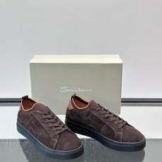 Santoni麂皮休闲鞋 👞意大利奢侈品牌Santoni的麂皮休闲鞋,选用优质麂皮,触感柔软,浅棕色调搭配橙色内衬, Santoni麂皮休闲鞋 👞意大利奢侈品牌Santoni的麂皮休闲鞋,选用优质麂皮,触感柔软,浅棕色调搭配橙色内衬,