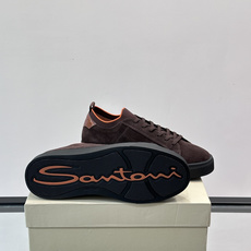 Santoni麂皮休闲鞋 👞意大利奢侈品牌Santoni的麂皮休闲鞋,选用优质麂皮,触感柔软,浅棕色调搭配橙色内衬, Santoni麂皮休闲鞋 👞意大利奢侈品牌Santoni的麂皮休闲鞋,选用优质麂皮,触感柔软,浅棕色调搭配橙色内衬,
