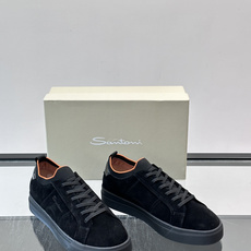 Santoni麂皮休闲鞋 👞意大利奢侈品牌Santoni的麂皮休闲鞋,选用优质麂皮,触感柔软,浅棕色调搭配橙色内衬, Santoni麂皮休闲鞋 👞意大利奢侈品牌Santoni的麂皮休闲鞋,选用优质麂皮,触感柔软,浅棕色调搭配橙色内衬,
