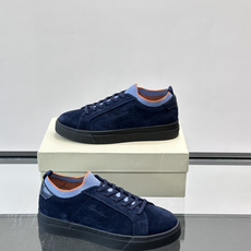Santoni麂皮休闲鞋 👞意大利奢侈品牌Santoni的麂皮休闲鞋,选用优质麂皮,触感柔软,浅棕色调搭配橙色内衬, Santoni麂皮休闲鞋 👞意大利奢侈品牌Santoni的麂皮休闲鞋,选用优质麂皮,触感柔软,浅棕色调搭配橙色内衬,