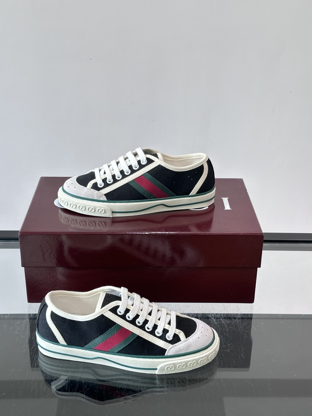 ❤️Arrival Gucci tennis 1977 经典系列帆布鞋…GG帆布成制融品入牌元素 复古格风浓郁 经典与情