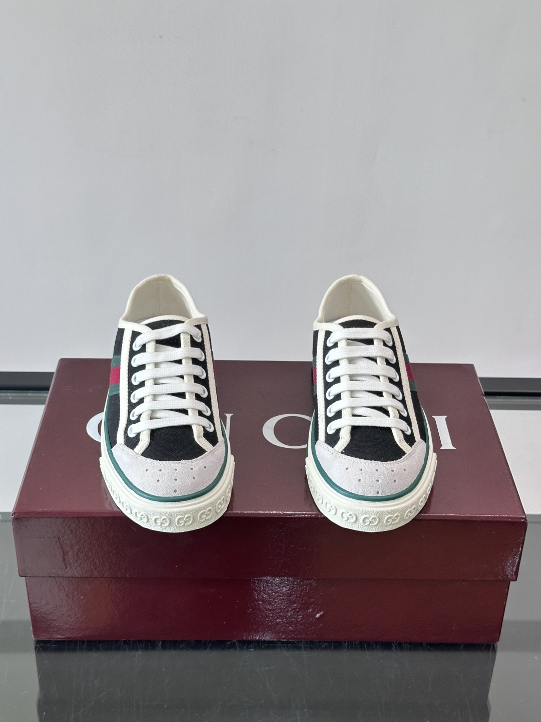❤️Arrival Gucci tennis 1977 经典系列帆布鞋…GG帆布成制融品入牌元素 复古格风浓郁 经典与情