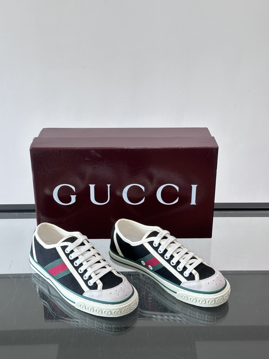 ❤️Arrival Gucci tennis 1977 经典系列帆布鞋…GG帆布成制融品入牌元素 复古格风浓郁 经典与情