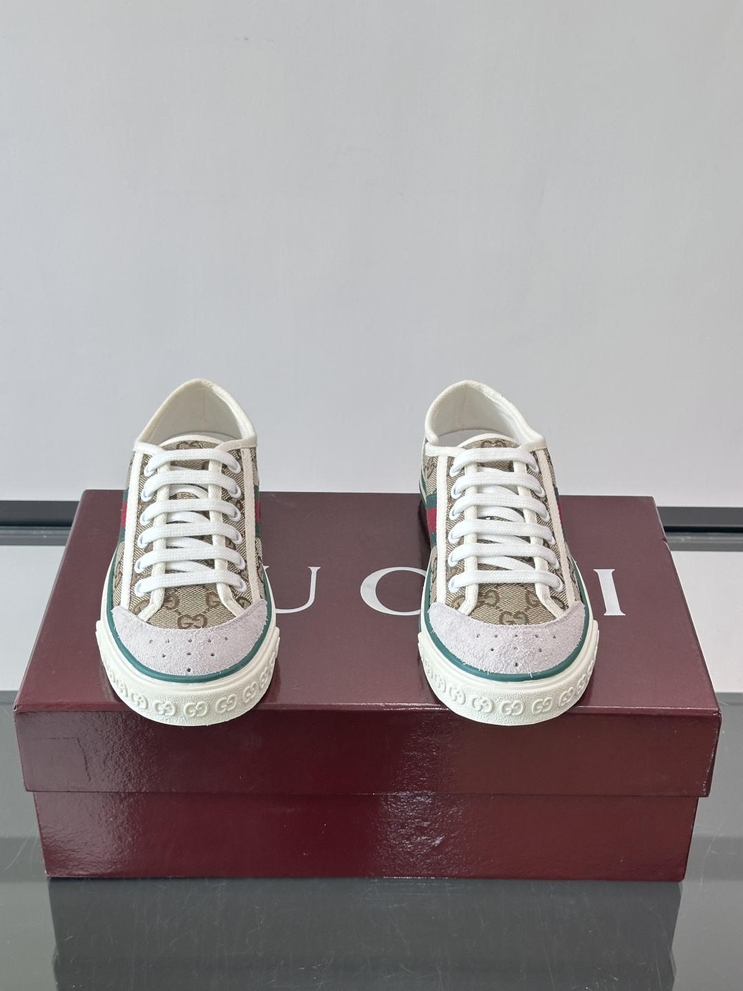 ❤️Arrival Gucci tennis 1977 经典系列帆布鞋…GG帆布成制融品入牌元素 复古格风浓郁 经典与情