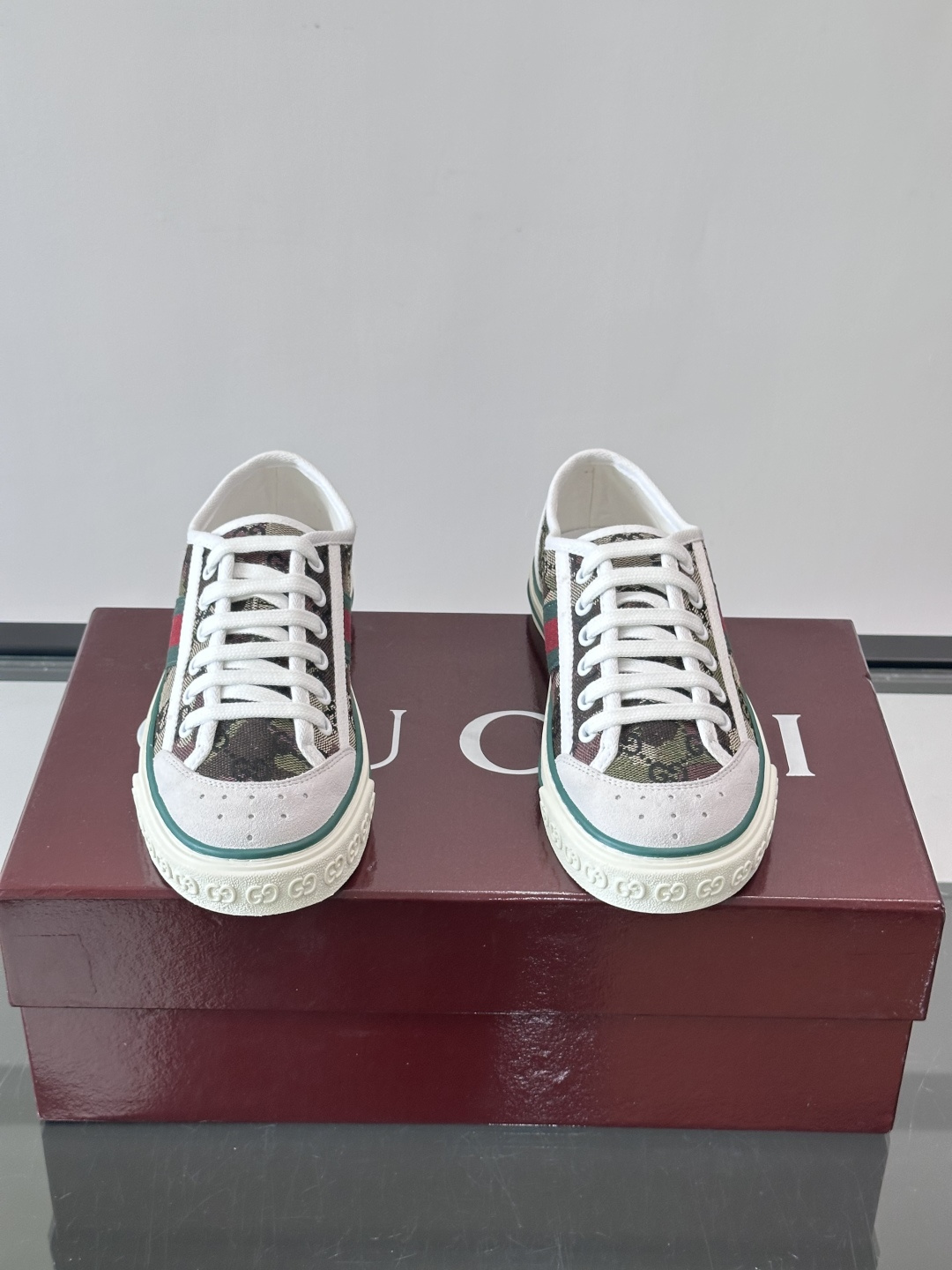 ❤️Arrival Gucci tennis 1977 经典系列帆布鞋…GG帆布成制融品入牌元素 复古格风浓郁 经典与情