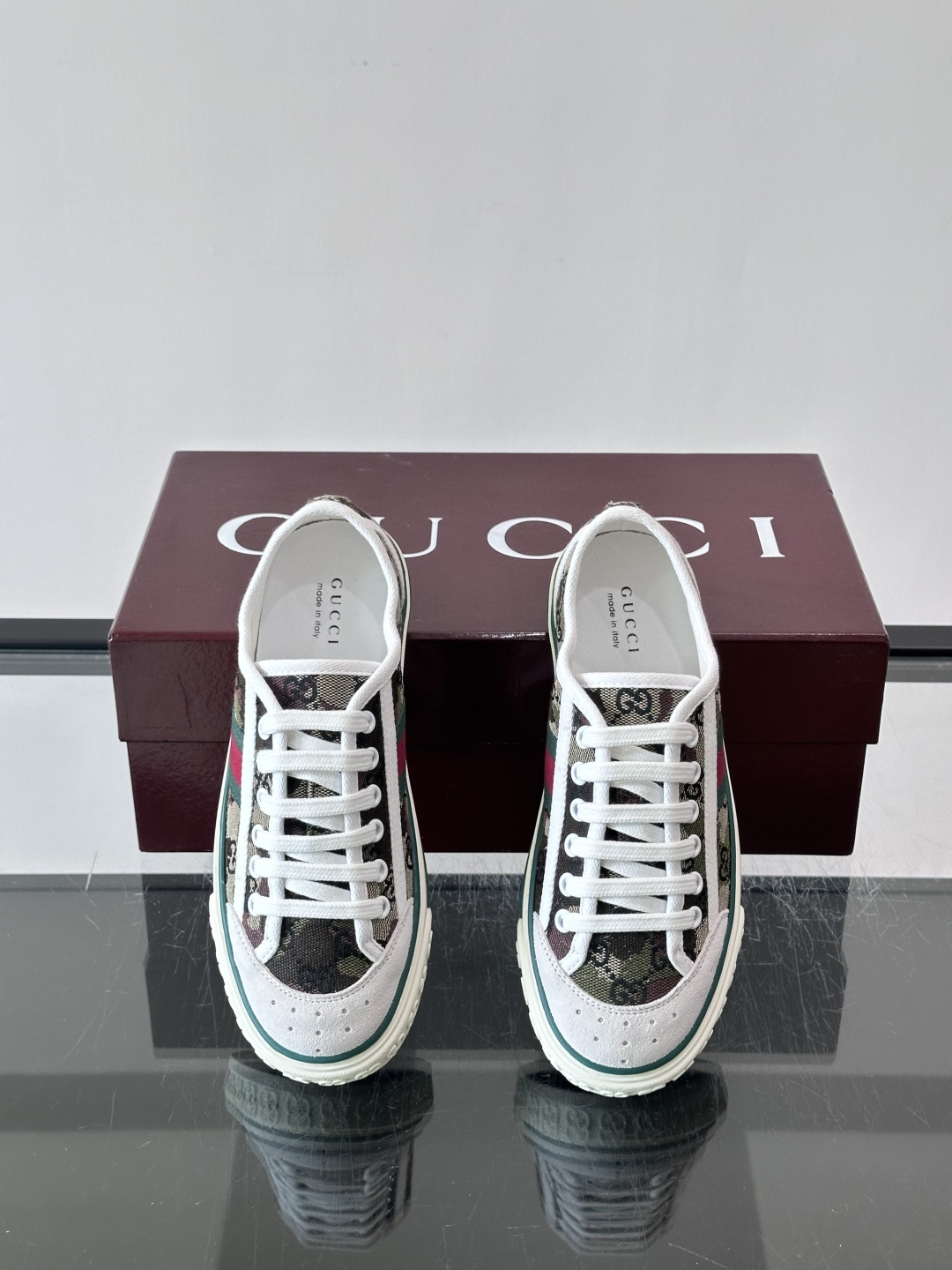 ❤️Arrival Gucci tennis 1977 经典系列帆布鞋…GG帆布成制融品入牌元素 复古格风浓郁 经典与情