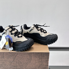 Kolon SPort 可隆户外鞋,科技布➕防滑厚底款,GORE-TEX 防水透气膜。 GORE-TEX Kolon SPort 可隆户外鞋,科技布➕防滑厚底款,GORE-TEX 防水透气膜。 GORE-TEX