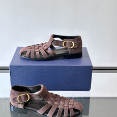 Dior Al Mare 渔夫凉鞋 牛皮革乔纳森·安德森 (Jonathan Anderson) 以 Dior Al M Dior Al Mare 渔夫凉鞋 牛皮革乔纳森·安德森 (Jonathan Anderson) 以 Dior Al M